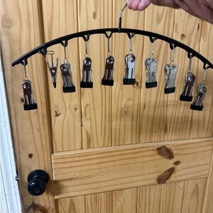 Black and Silver Wall Hanging Clip Organizer